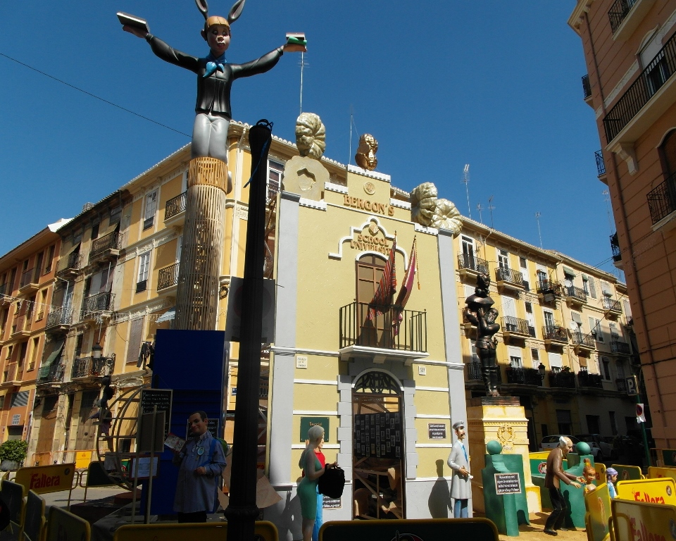 Totfalles: Doctor Sanchís Bergón-Túria